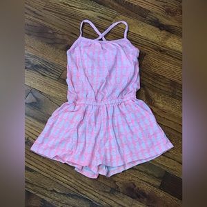 Gap Kids 1 Pc Shorts Romper Set Flip Flop Theme
Size XS 4 - 5 
2 Front Pockets